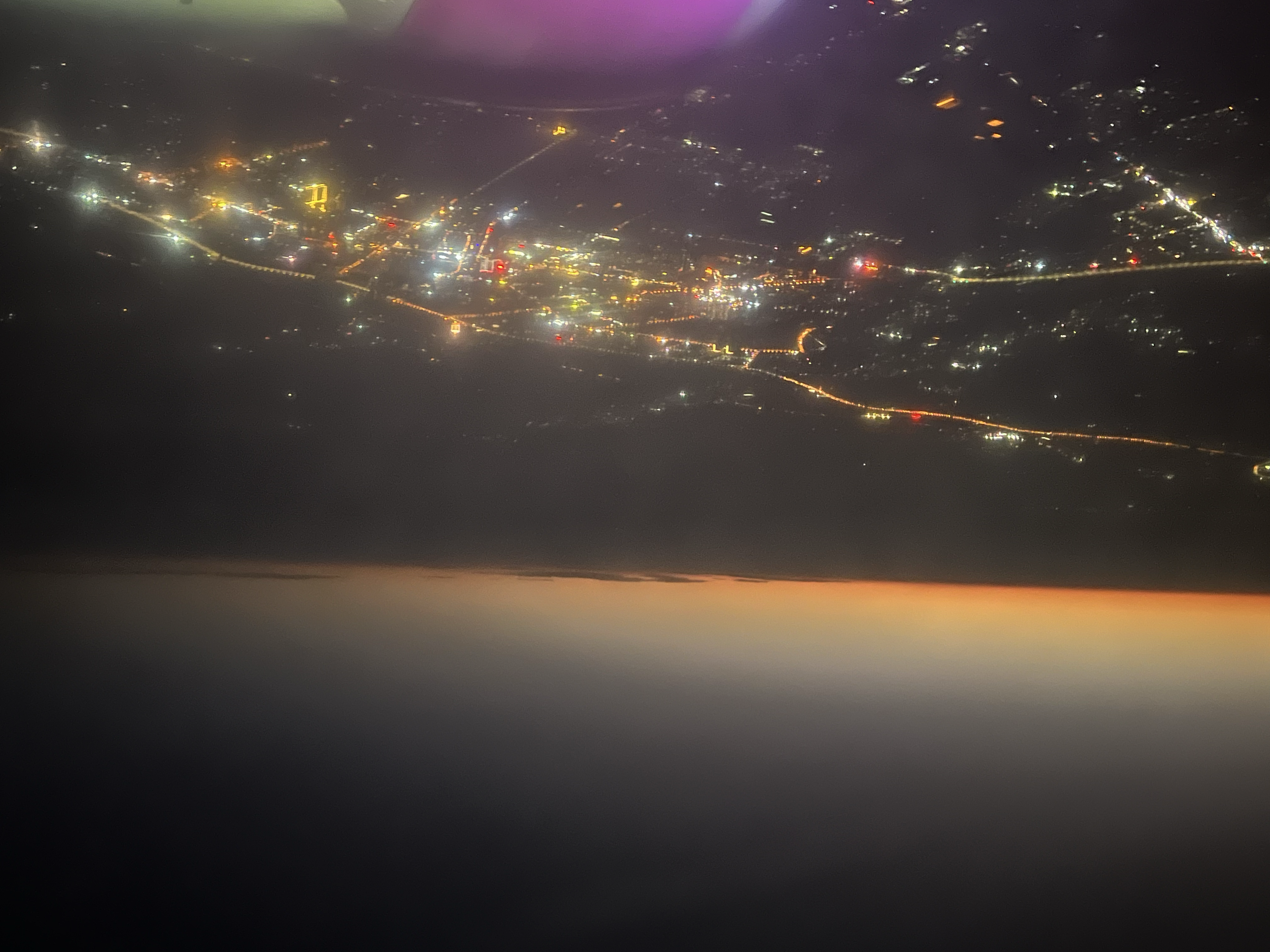 飞机俯瞰云南夜景